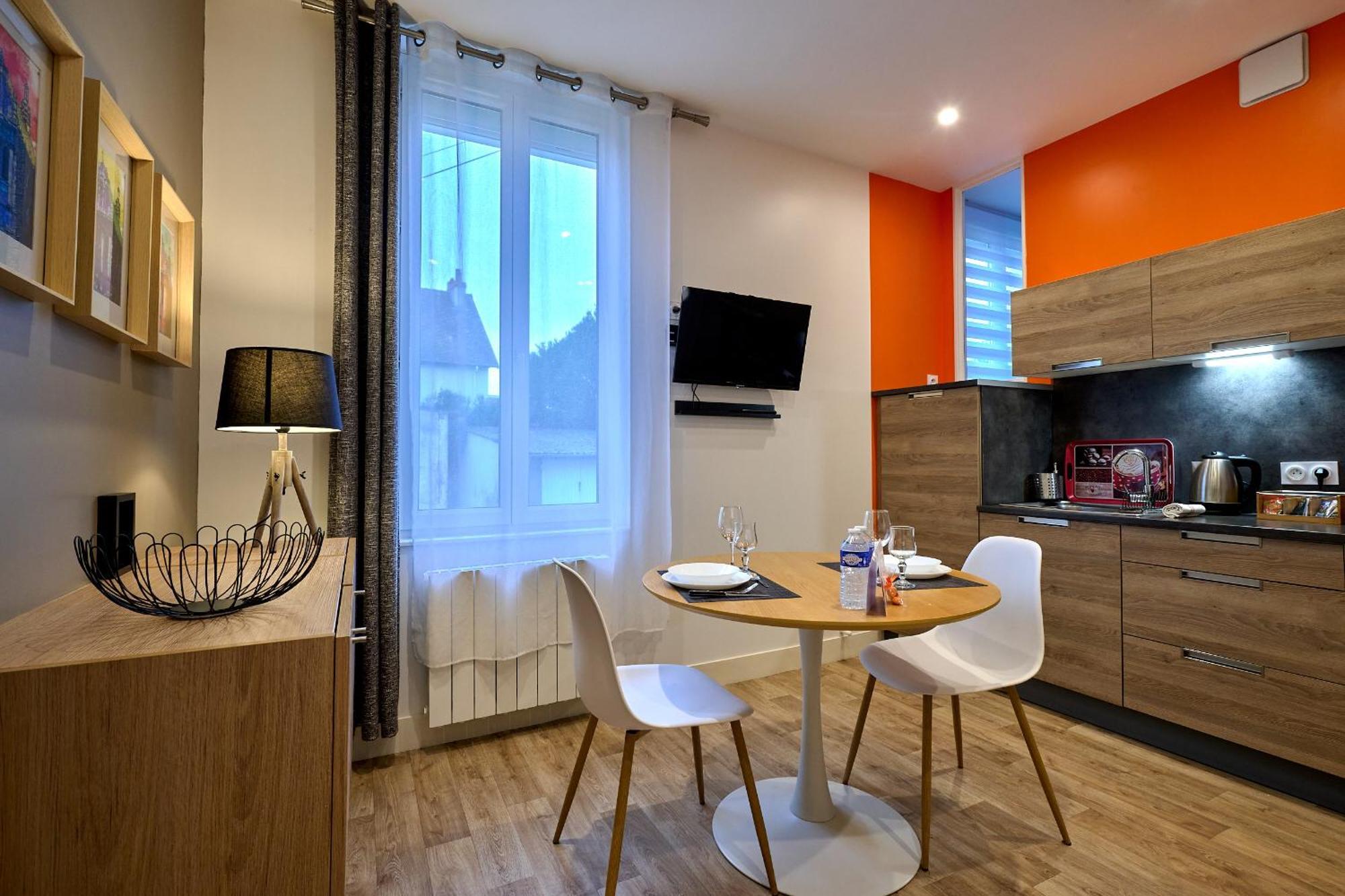 Le Faidherbe Style Appart' Hotel - Wifi Gratuit - Parking Gratuit Calme Et Lumineux 느베르 외부 사진